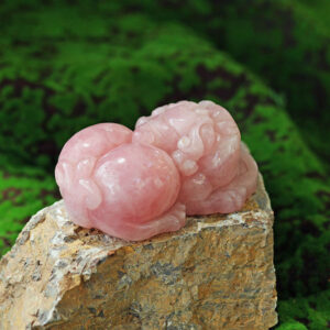 Tỳ hưu dáng nằm thạch anh hồng